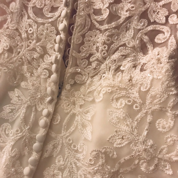 Stella York - Ivory Wedding Gown - Picture 4 of 6